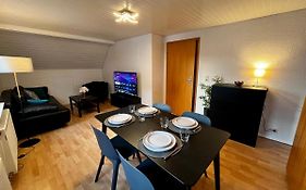 Ohpardon! Gaildorf - Monteurwohnung Im Dg, Einzelbetten, Garten